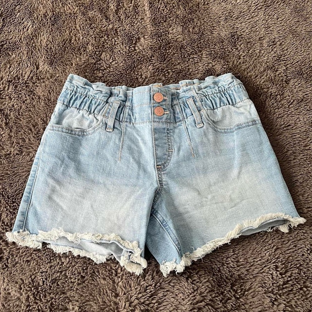 Abercrombie and fitch kids mid rise midi shorts